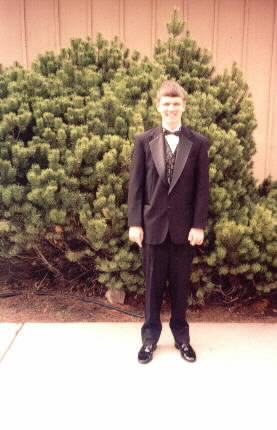 Mike in Tux for prom (outside)